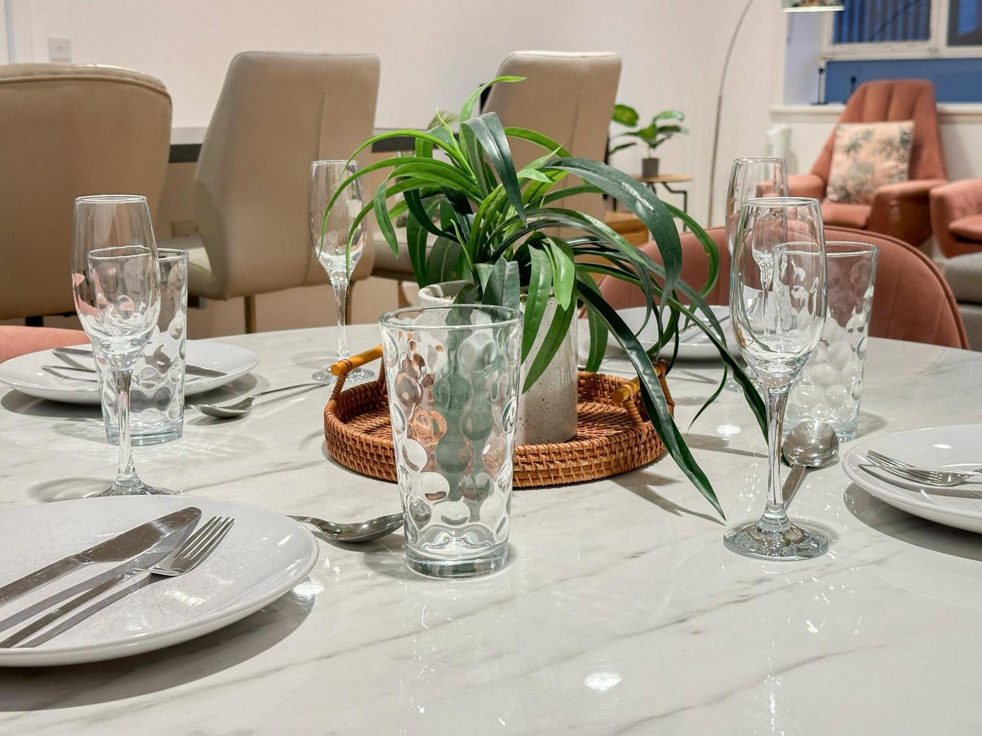 Apartment Chic 3 Bedroom Flat With Private Terrace In Holloway Near Finsbury Park