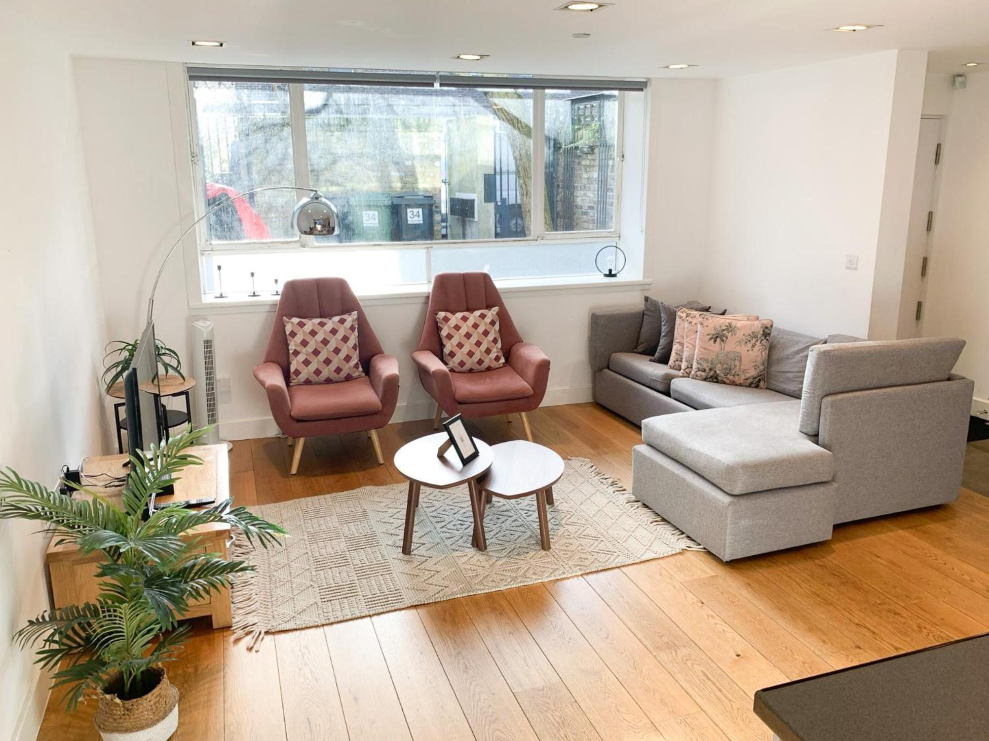Apartment Chic 3 Bedroom Flat With Private Terrace In Holloway Near Finsbury Park London