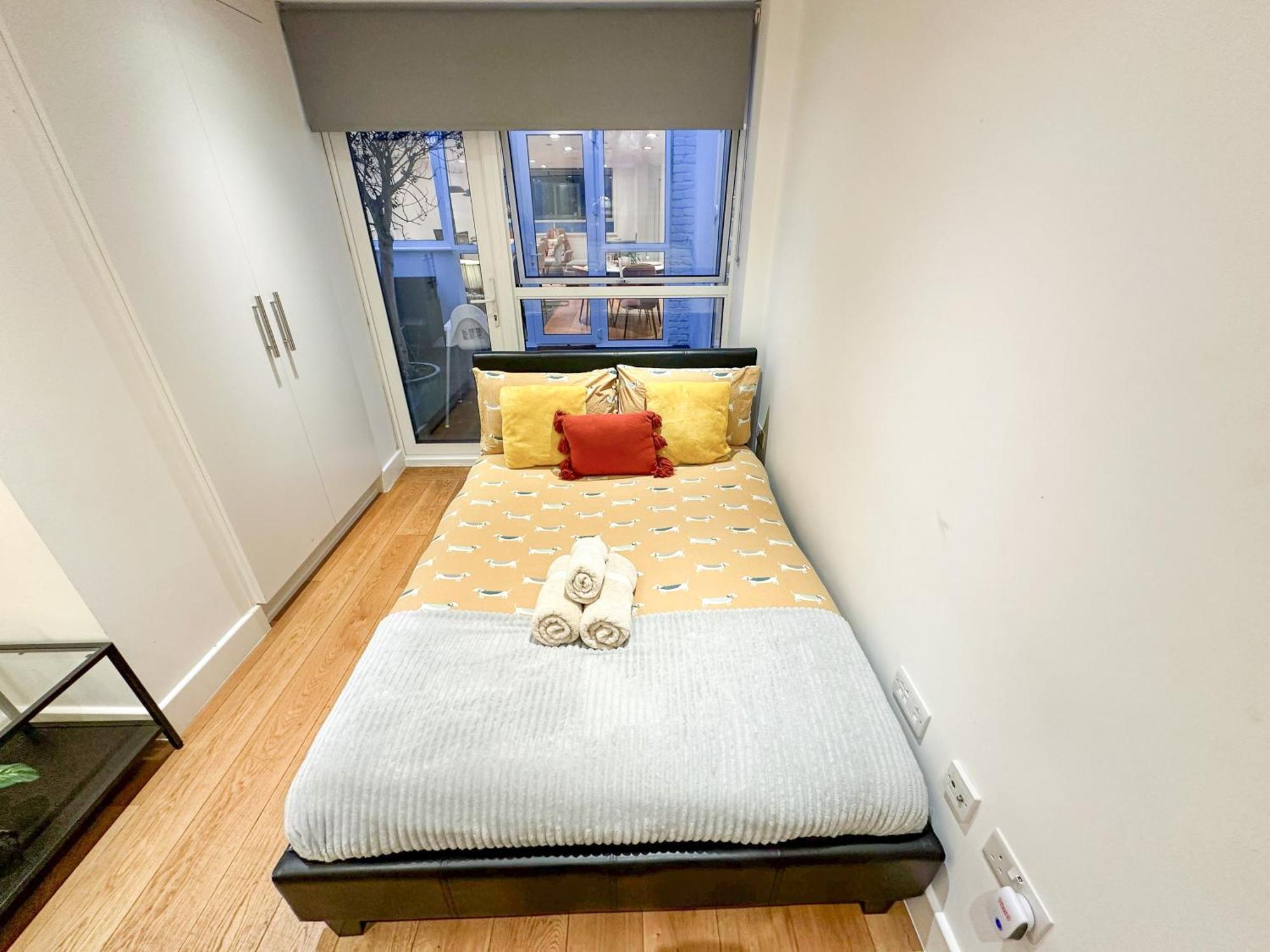 Apartment Chic 3 Bedroom Flat With Private Terrace In Holloway Near Finsbury Park